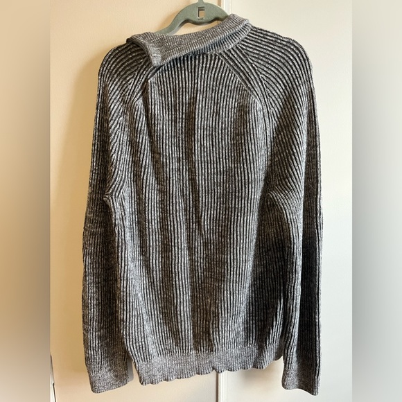 Armani Exchange  XXL sweater neck side zipper - Picture 2 of 3